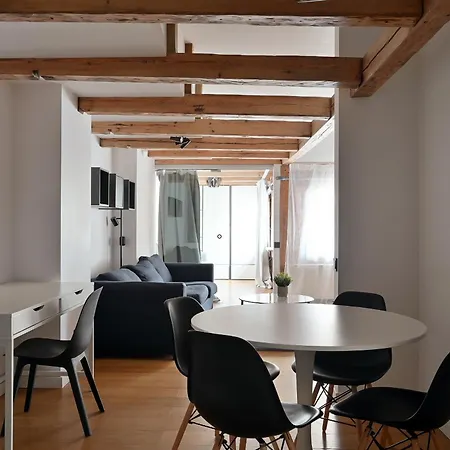 Modern & 2bdrm Appartement Riga