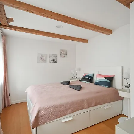 Modern & 2bdrm Apartman