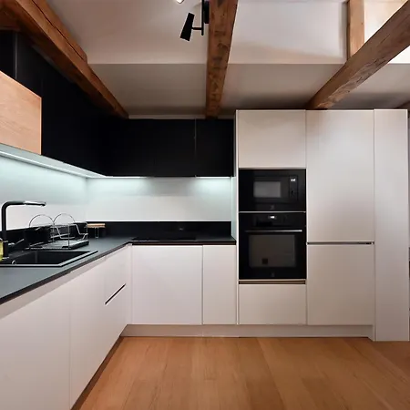 Modern & 2bdrm * ריגה