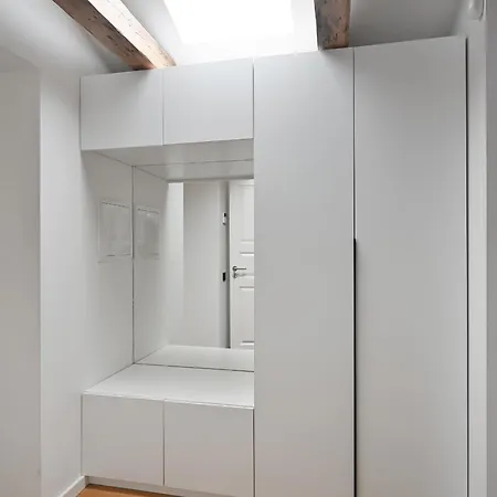 Modern & 2bdrm *