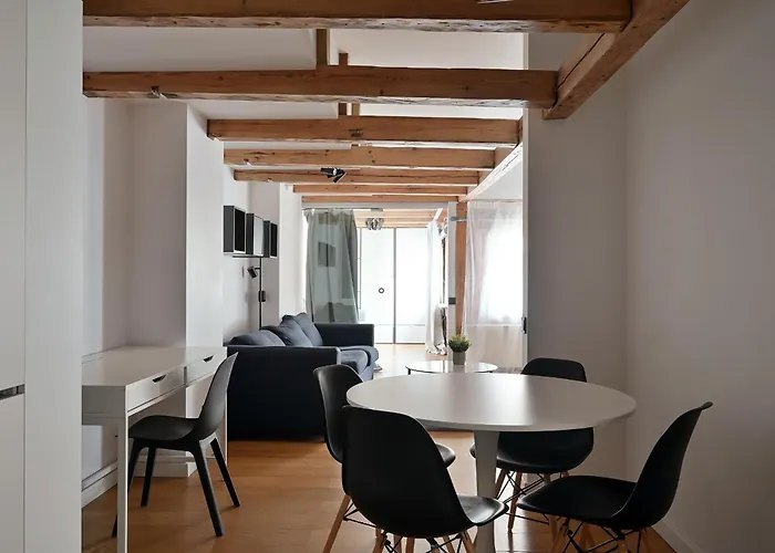 Modern & 2bdrm Apartment Riga